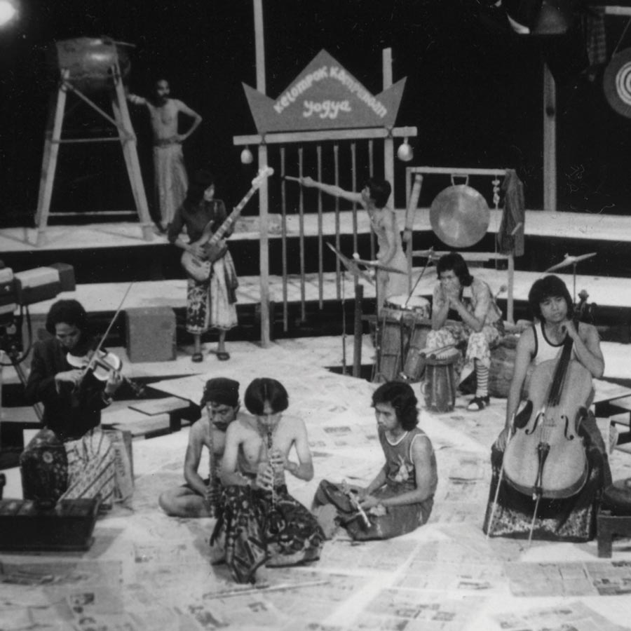 Kelompok Kampungan – Kelompok Kampungan